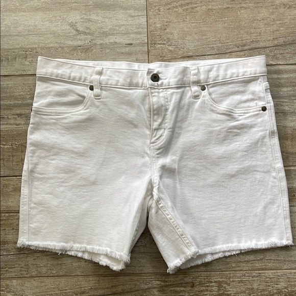 Carve Designs Pants - Carve Designs White Distressed Jean Shorts Cut-Off Style